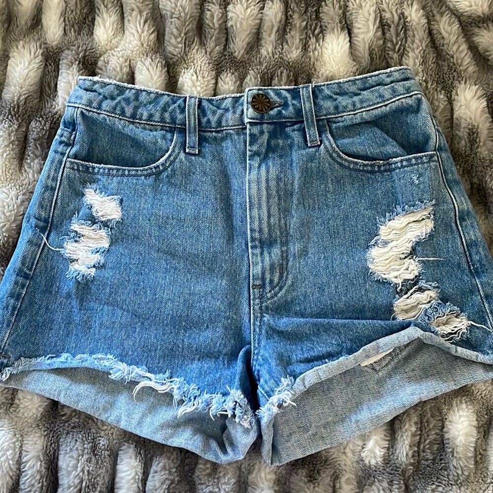 LIKE NEW Denim shorts